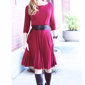 WHBM Mid-Length‎ A-Line Pleated Dress Sz 12 Moroon